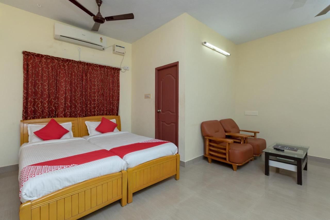 Oyo 16622 Vasantham Guest House เชนไน ภายนอก รูปภาพ